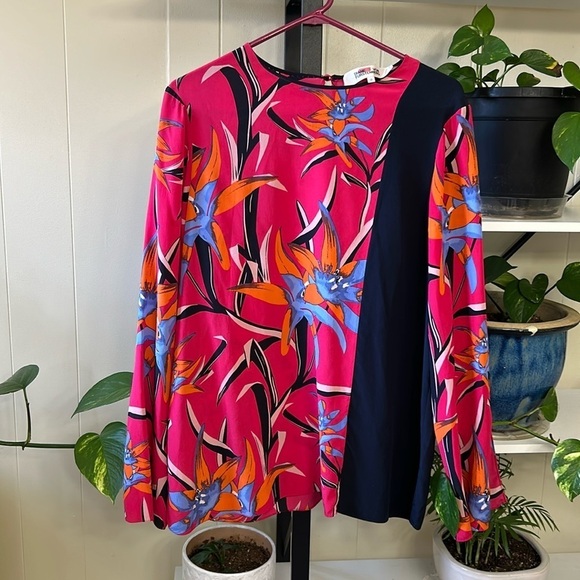 Diane Von Furstenberg Tops - Diane Von Furstenburg DVF Hot Pink Black Floral Silk Long Sleeve Blouse Size 12